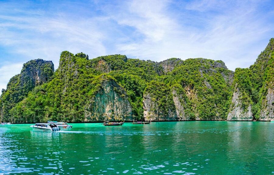 From Phuket: Phi Phi, Maya Bay, & Khai Islands Premium Trip - The early pickup and marina start