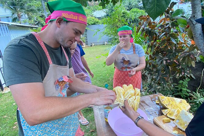 Half day Thai cooking Class + Market tour+Garden tour - What you eat, and what you take home