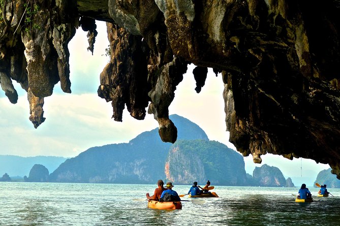 Hong by Starlight John Gray's Sea Canoe - The crew and the pace of the day