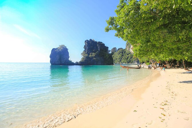 Hype Yacht : VIP tour Krabi Islands & Phang Nga Bay from Phuket - A swim stop at Ko Lao La Ding