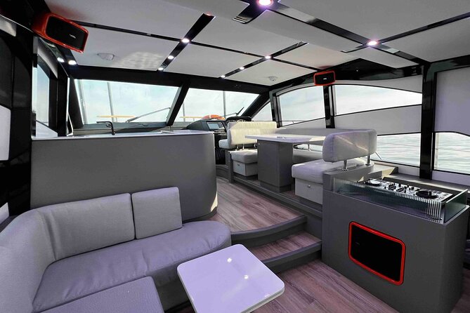Hype Yacht : VIP tour Krabi Islands & Phang Nga Bay from Phuket - Lunch aboard, with Koh Hong in view