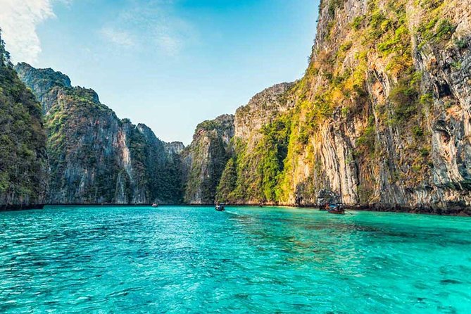 Luxury Private Speed Boat Charter - Phi Phi Sunrise - Maya Bay before the day gets busy