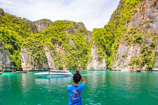 Maya Bay, Phi Phi & Bamboo Island Premium Trip by Seastar From Phuket - Phi Phi Don is a meal stop, not a long island visit