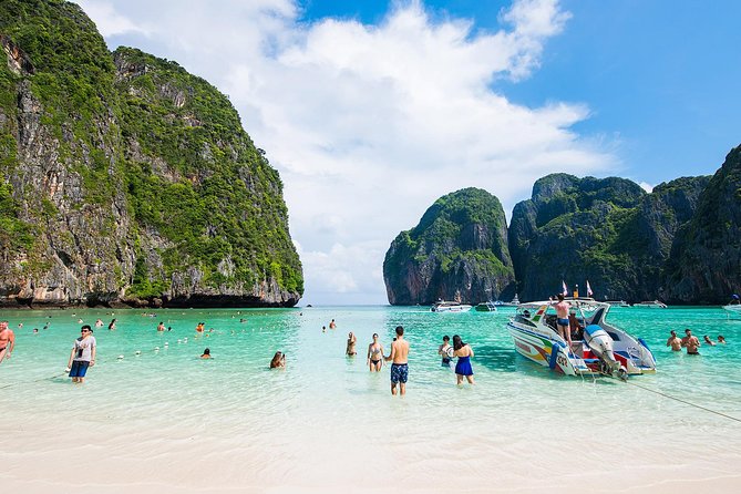 Phi Phi Island Big Boat Tour – Snorkeling, Beaches & Scenic Views - Who is likely to enjoy this day
