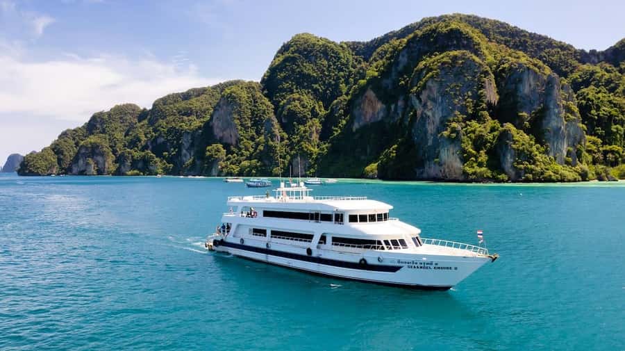 Phi Phi Island Highlights: Cruise, Snorkel & Buffet Lunch - Pileh Lagoon and Viking Cave