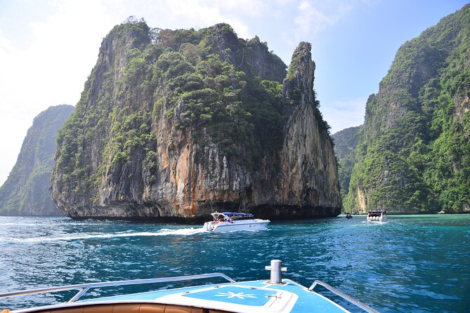 Phi Phi, Maya Bay, & Khai Islands Premium Trip from Phuket - A quick route from Phuket to Phi Phi