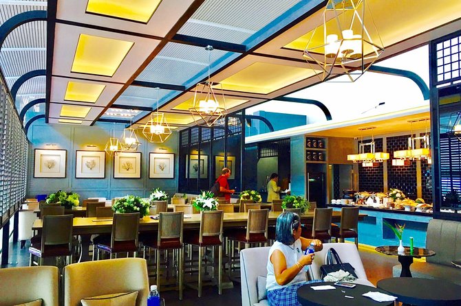 Phuket Airport VIP Fast-Track Immigration with Personal Guide - What the price buys, and when it pays off