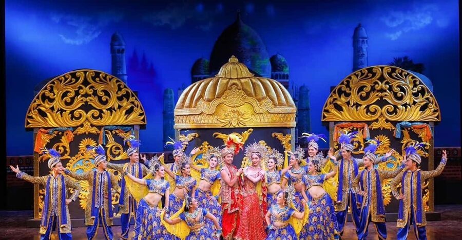 Phuket: Athena Cabaret Show Ticket with Roundtrip Transfer - A one-hour cabaret built around costumes and movement