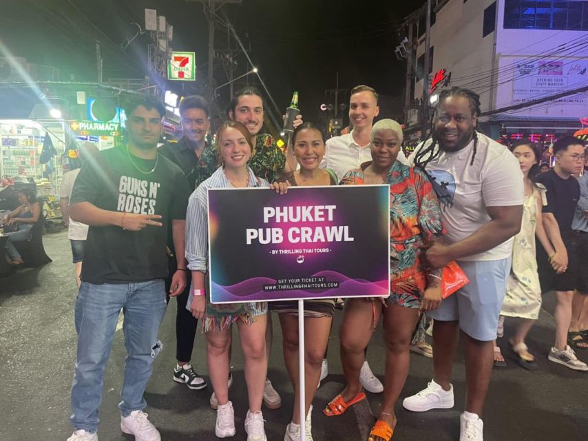 Phuket: Bar Crawl Tour - Meeting your guide at Heroes Bar