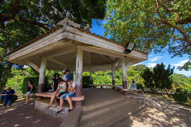 Phuket City Tour with Wat Chalong, Big Buddha & Famous Viewpoints - Wat Chalong and temple etiquette
