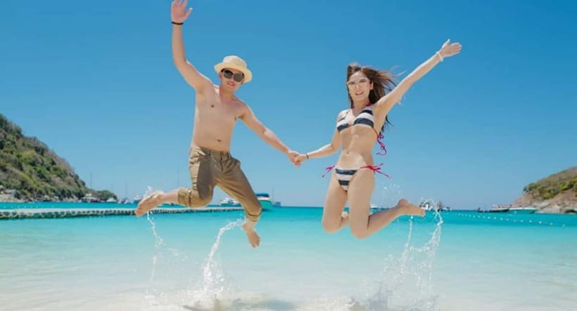 Phuket: Coral and racha Islands Snorkeling Trip with Lunch - Lunch and the return ride