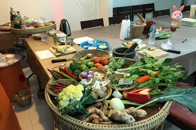 Phuket Easy Thai Cooking Class and Market Tour - The market makes the meal make sense