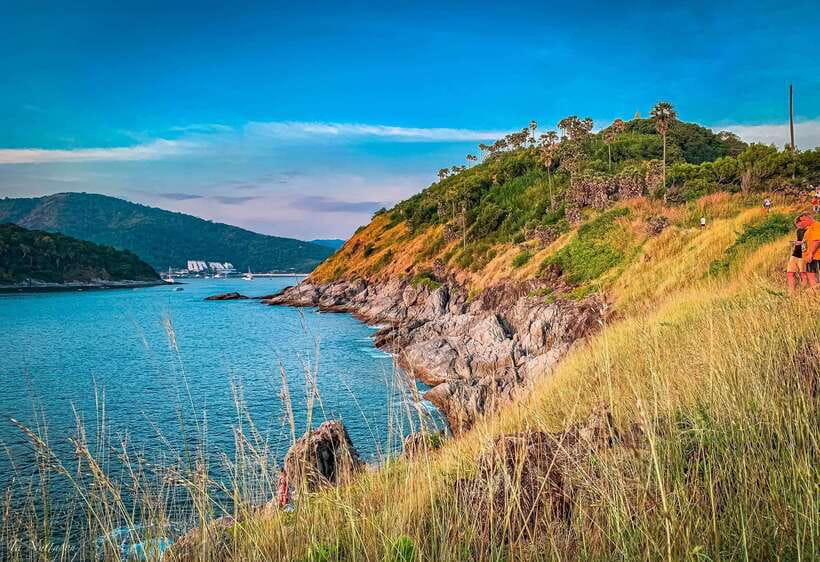 Phuket: Half-Day Viewpoint, Big Buddha and Wat Chalong Tour - Big Buddha: Phuket’s landmark on Nakkerd Hill