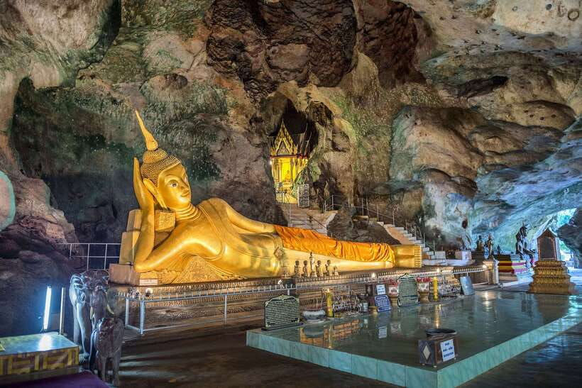 Phuket: James Bond Island by Longtail Boat Small Group Tour - Wat Suwan Khuha: a cave temple and resident monkeys