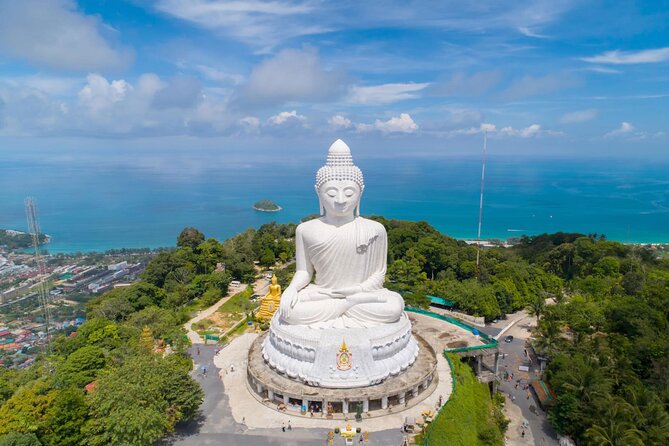 Phuket Landmark Tour , Old Town, Big Buddha - A cashew nut factory, with a little uncertainty