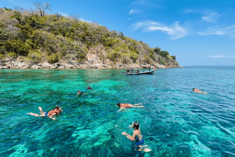 Phuket: Racha and Coral Islands Speedboat Trip with Lunch - From Phuket to Racha by speedboat
