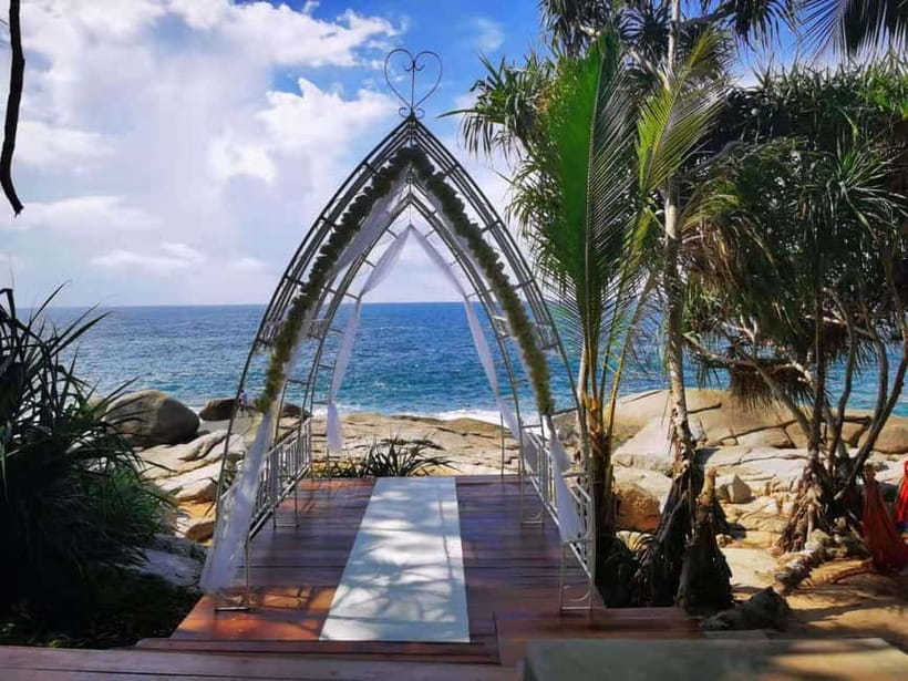 Phuket: Rock Beach Swing Entry Ticket - Who will enjoy it most