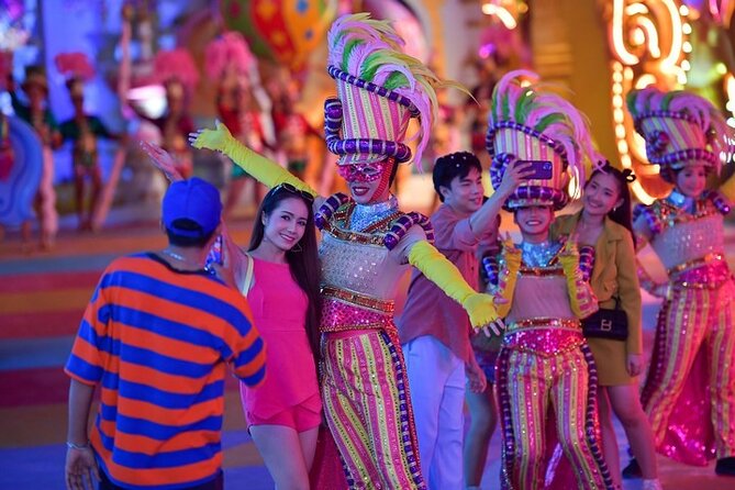 Phuket’s Dazzling Spectacle: Carnival Magic Theme Park Experience - Making the most of the 9 pm River Carnival