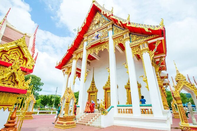 Phuket Sightseeing Tour with the insider guide - Guide quality and the risk of extra stops