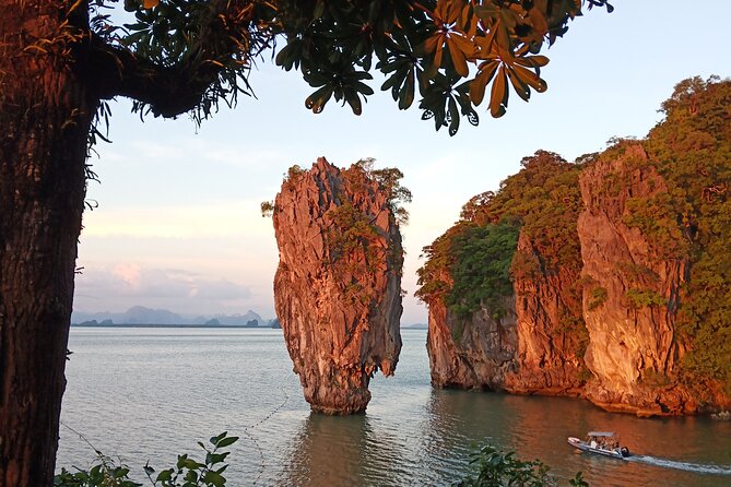 Phuket Sunset Big Boat Trip To Phang Nga Bay & James Bond Island - Who should book this boat trip?