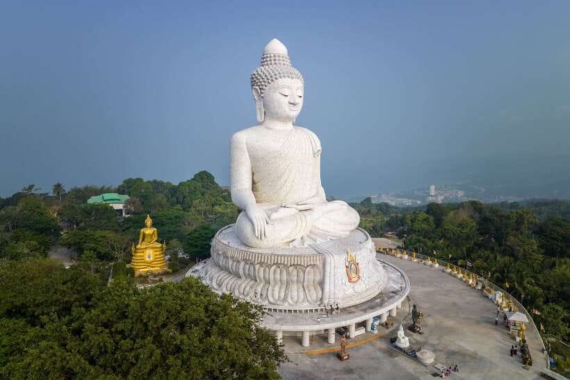 Phuket: Wat Chalong, Viewpoint, and Old Town Guided Tour - A quick island sampler, not a full-day exploration