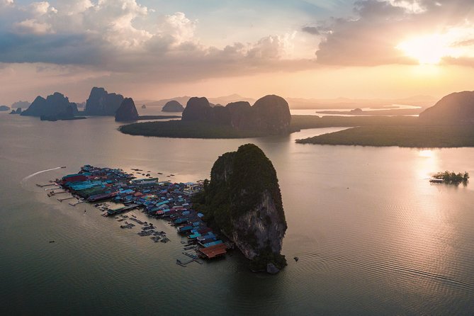 PREMIUM James Bond & Phang Nga bay & 2 Canoes - James Bond Island and its limestone scenery