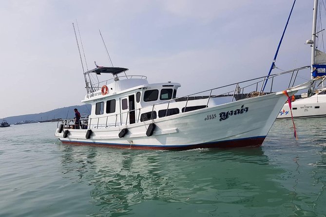 Private Boat Fishing TROLLING & SPINNING From Phuket - A private day on the Andaman Sea