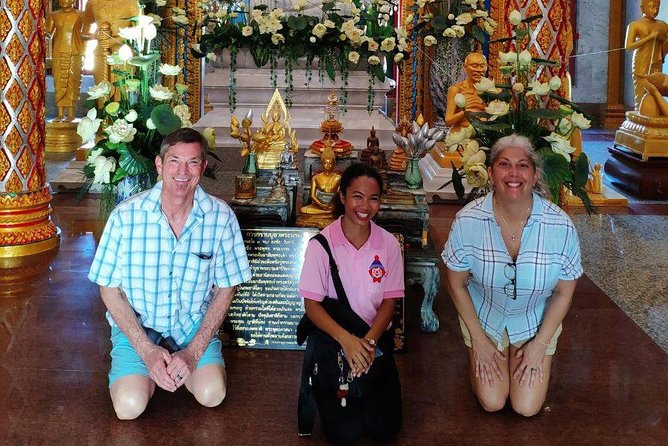 Private Morning Сeremony in Wat Chalong (Chaithararam Temple) - Trying Siamsi Fortune Telling