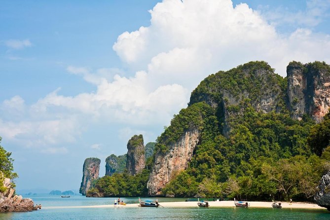 Small Group Phi Phi Islands Sunrise Tour with Seaview Lunch - Why the early start changes the day