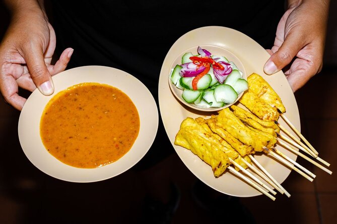 Southern Flavors Phuket Food Tour with 15+ Tastings - What the small group changes